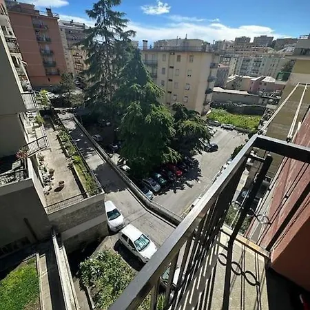 Sestri P. Aeroporto Apartamento *